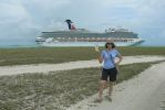 PICTURES/Fort Zachery Taylor - Key West/t_Cruise Ship3.JPG
